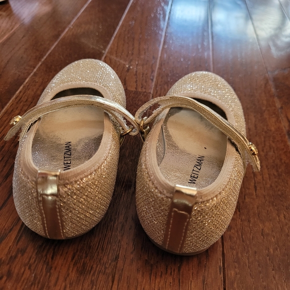 Stuart Weitzman Gold Metallic Flats baby girl size 7 - Picture 5 of 6